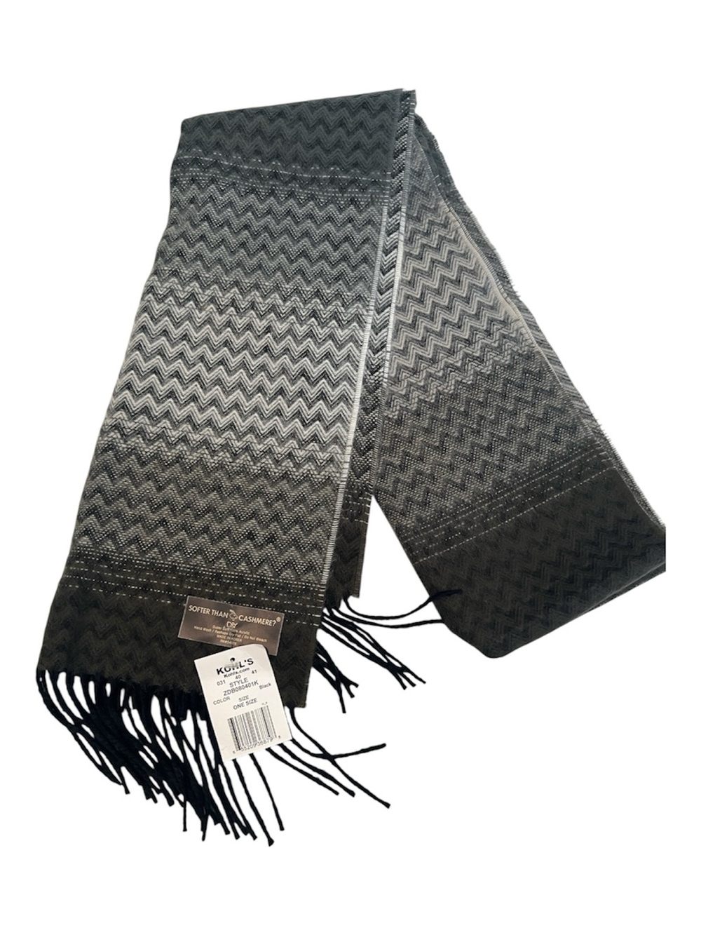 NWT Kohl's Ombre Chevron Knit Scarf in Black and Gray 72” with fringe